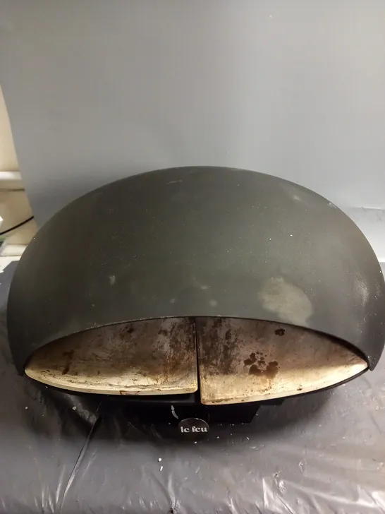 BOXED LE FEU TURTLE 2.0 PIZZA OVEN - COLLECTION ONLY