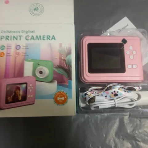 BOXED CHILDRENS DIGITAL PRINT CAMERA