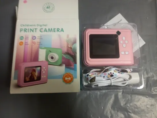 BOXED CHILDRENS DIGITAL PRINT CAMERA