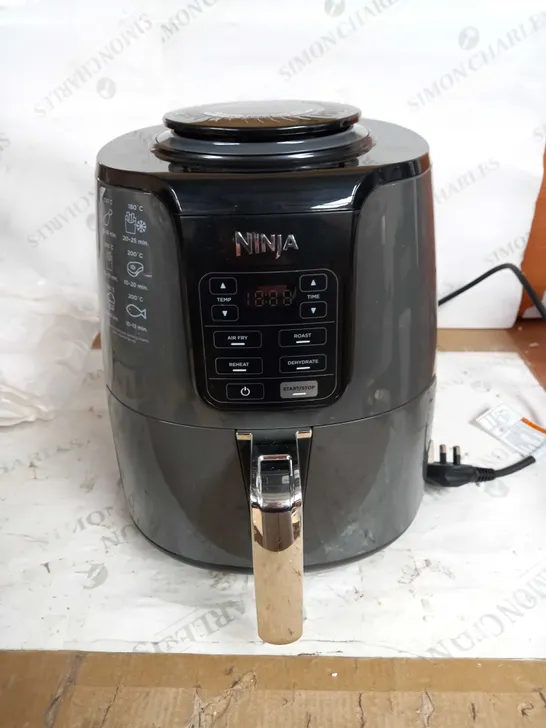 NINJA AIR FRYER