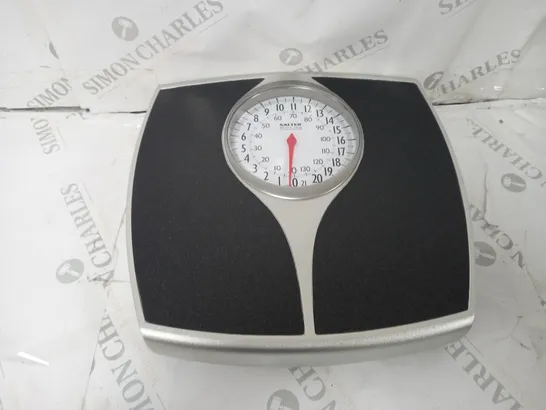 BOXED SALTER SPEEDO DIAL MECHANICAL SCALE