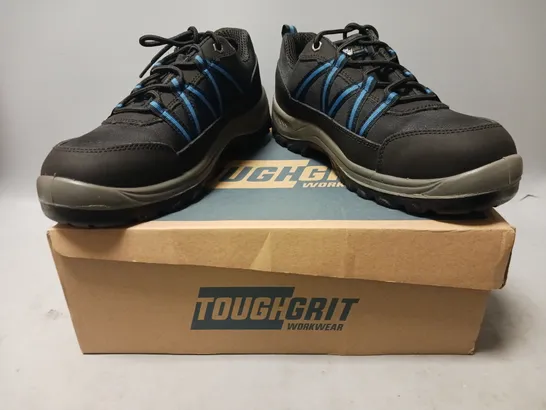 BOXED PAIR OF TOUGH GRIT ALDER 2 STEEL TOE SAFETY SHOES IN BLACK/BLUE UK SIZE 10