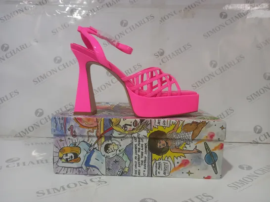 BOXED PAIR OF JEFFREY CAMPBELL OPEN TOE HIGH HEEL PLATFORM SANDALS IN PINK SIZE 8