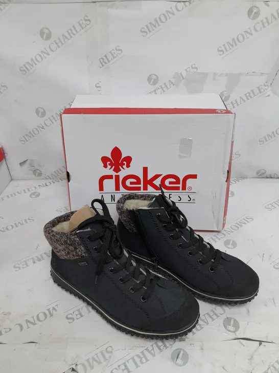 BOXED RIEKER WATER RESISTANT BOOT BLACK SIZE 6