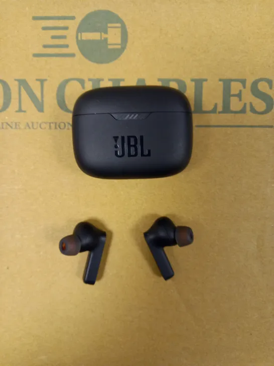 JBL TUNE 230NC TWS IN-EAR HEADPHONES