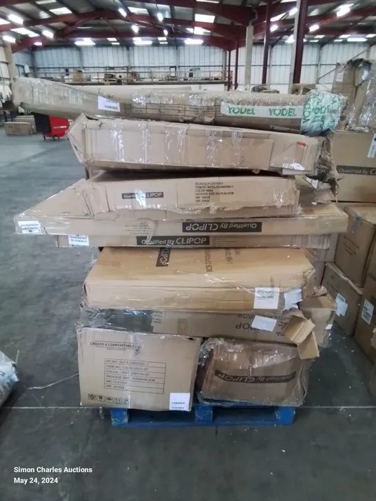 A PALLET OF VARIOUS FURNITURE PARTS AND CUSHIONS 