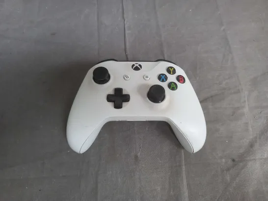 XBOX ONE CONTROLLER