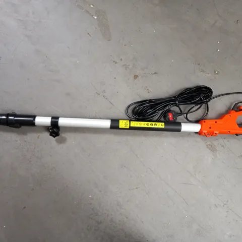 BOXED YARD FORCE 750W EXTENDABLE POLE PRUNER - COLLECTION ONLY