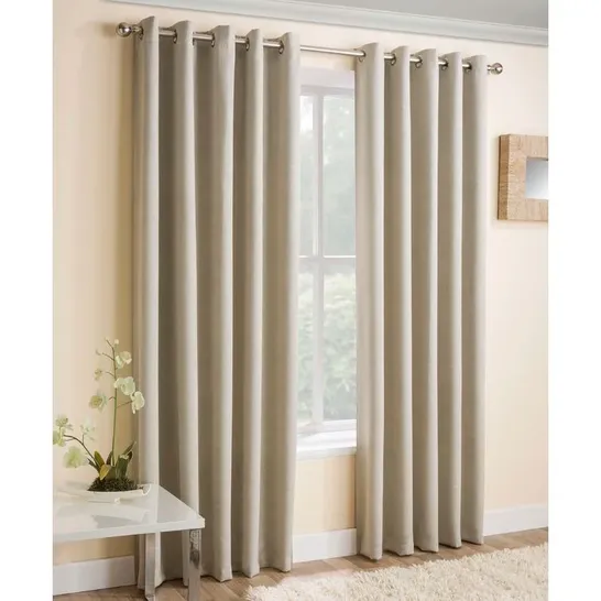 A BOXED BILLER EYELET THERMAL LIGHT REDUCING CURTAIN (SET OF 2)