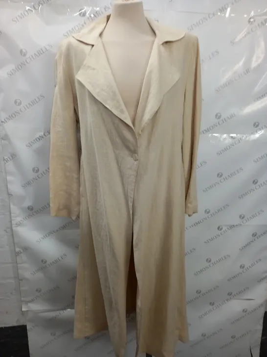 JOYCE RIDINGS CREAM LONGLINE SINGLE BUTTON FRONT COAT - 12