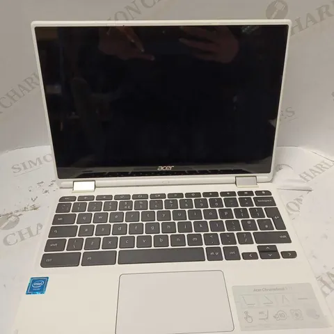 ACER CHROMEBOOK  WHITE