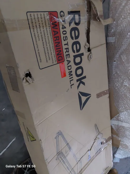 BOXED REEBOK GT40S TREADMILL