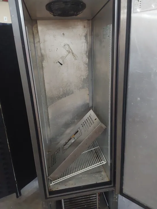 FOSTER TALL COMMERCIAL FRIDGE FSL400L