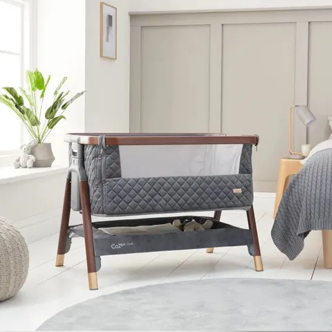 BOXED DESIGNER COZEE LUXE BEDSIDE CRIB