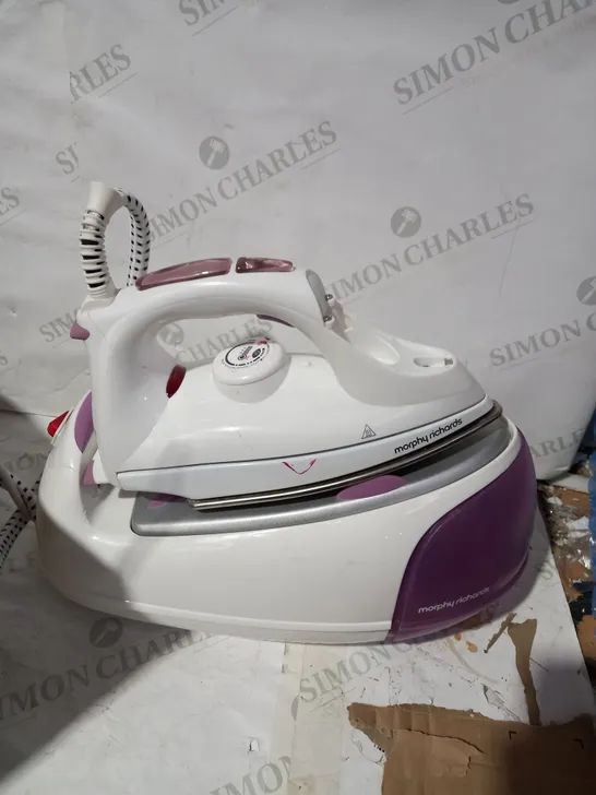 MORPHY RICHARDS JET STEAM GENERATOR IRON PINK/WHITE