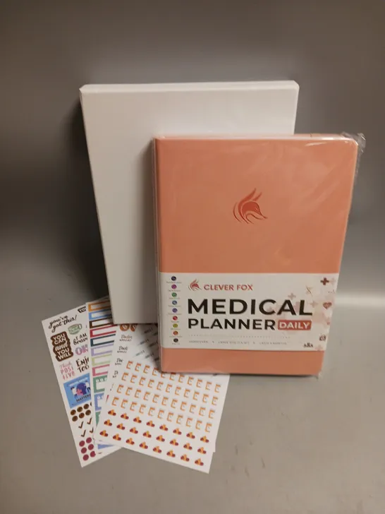 BOXED CLEVER FOX DAILY MEDICAL PLANNER IN SALMON