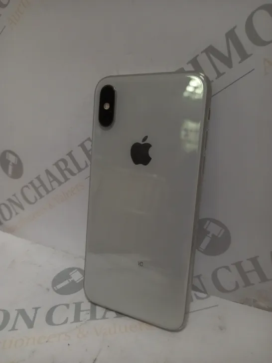 APPLE IPHONE X SMARTPHONE IN WHITE 