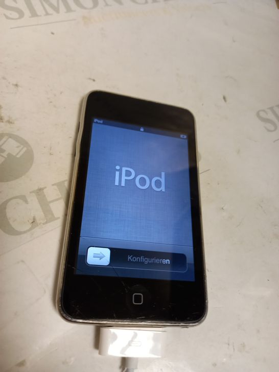 APPLE IPOD TOUCH A1318 32GB