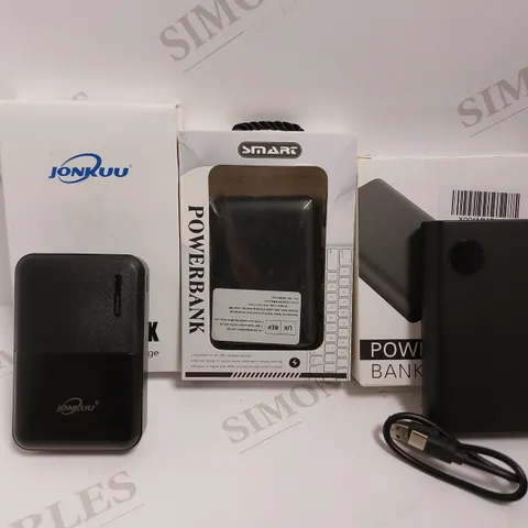 BOX OF 3 POWER BANKS TO INCLUDE JONKUU 10000MAH, SMART AND UNBRANDED POWER BANK 10800MAH 