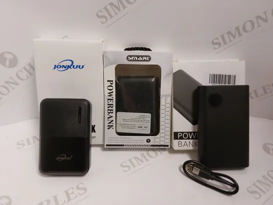 BOX OF 3 POWER BANKS TO INCLUDE JONKUU 10000MAH, SMART AND UNBRANDED POWER BANK 10800MAH 