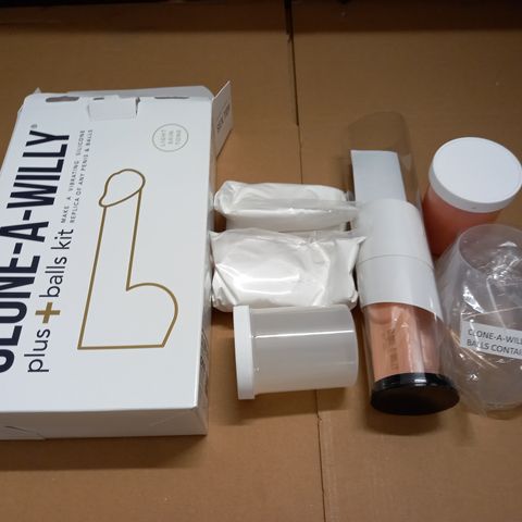 BOXED CLONE-A-WILLY PLUS BALLS SILICONE PENIS KIT