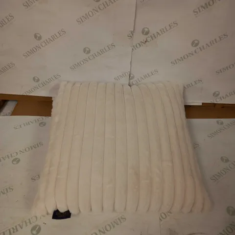 RACHEL ROY WHITE PLUSH CUSHION 