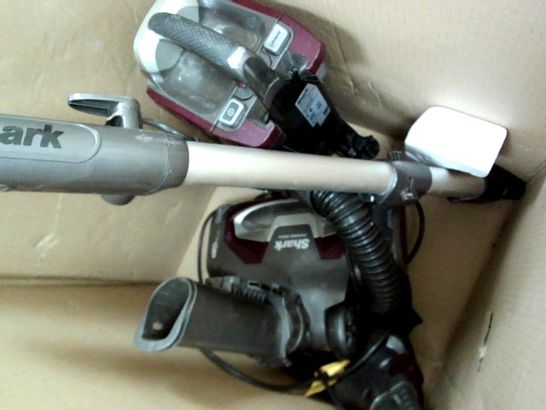 SHARK POWERED LIFT-AWAY VACUUM CLEANER