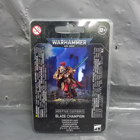 WARHAMMER 40,000 ADEPTUS CUSTODES - BLADE CHAMPIONS 