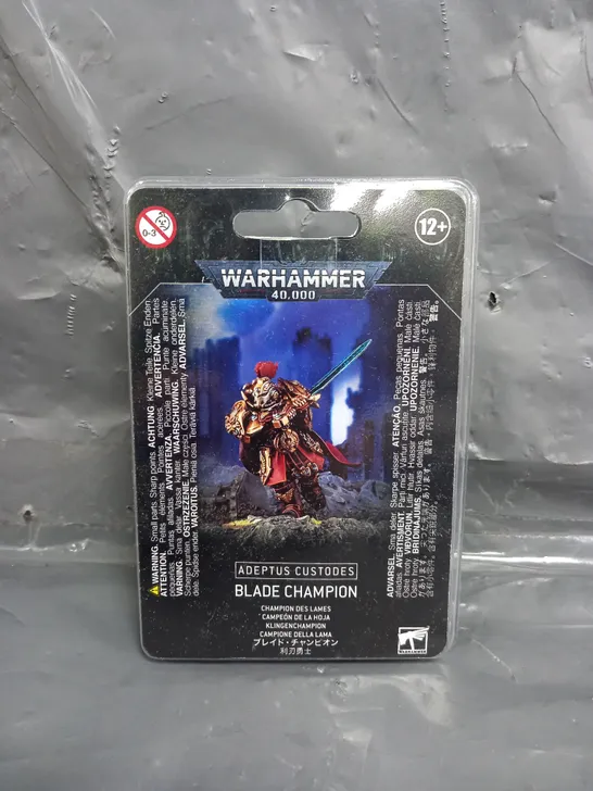 WARHAMMER 40,000 ADEPTUS CUSTODES - BLADE CHAMPIONS 