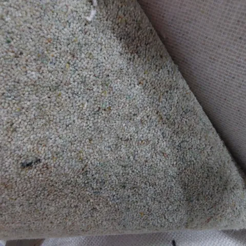 ROLL OF QUALITY DIMENSIONS BERBER SOUTH DOWNS CARPET APPROXIMATELY 5M × 8.38M 