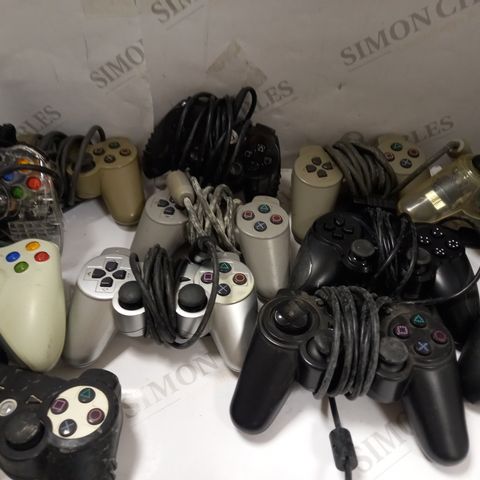 PACK OF APPROX 10 ASSORTED GAMING CONTROLLERS 