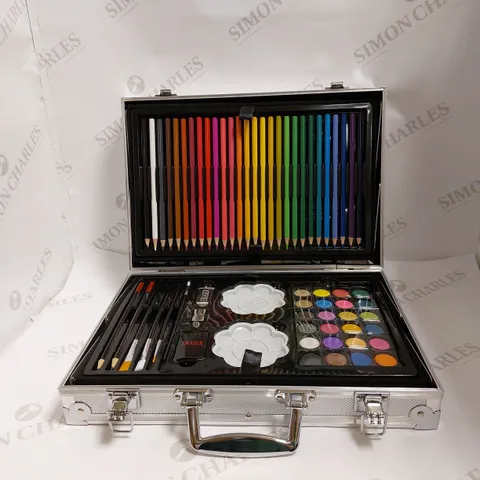 ARTS AND CRAFT SET 