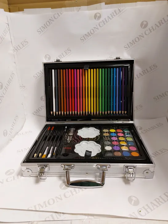 ARTS AND CRAFT SET 