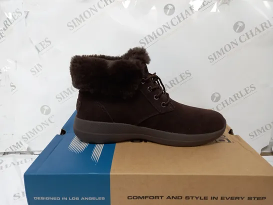 BOXED PAIR OF SKECHERS GO WALK STABILITY SUEDE BOOTS IN CHOCOLATE - UK SIZE 4