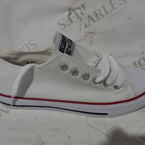 BOXED PAIR OF CONVERSE ALL STAR SHOES IN WHITE EU SIZE 37