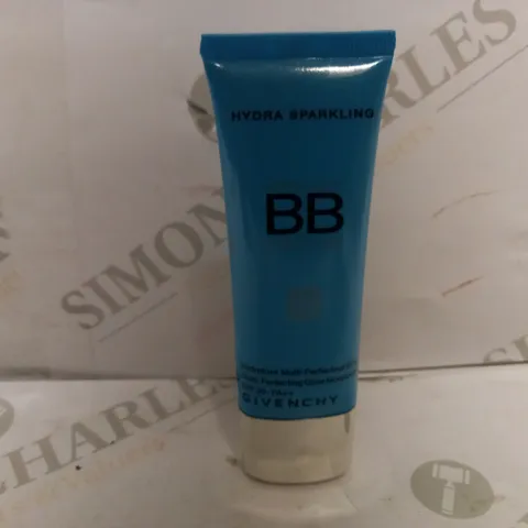 LOT OF APPROXIMATELY 18 GIVENCHY HYDRA SPARKLING BUDE LOOK BB CREAM (40ml)