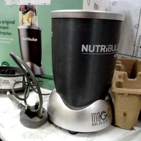 NUTRIBULLET 600 SERIES BLENDER 