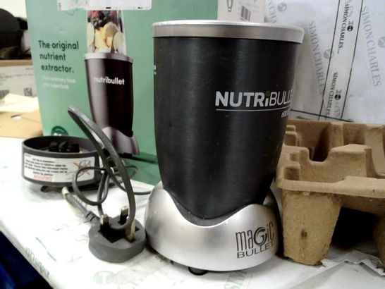 NUTRIBULLET 600 SERIES BLENDER 