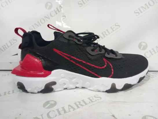 BOXED PAIR OF NIKE REACT D/MS/X SHOES IN BLACK/RED UK SIZE 11