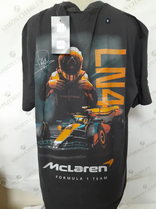 HOLLISTER MCLAREN LOGO T-SHIRT - SIZE MEDIUM