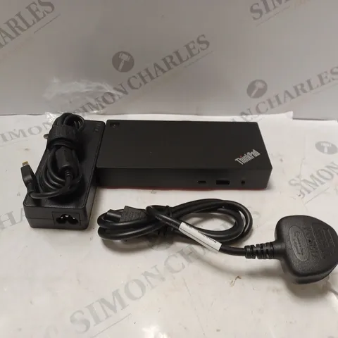 THINKPAD UNIVERSAL USB-C DOCK