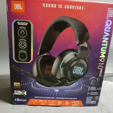 BOXED JBL HARMAN QUANTUM 910 WIRELESS HEADPHONES