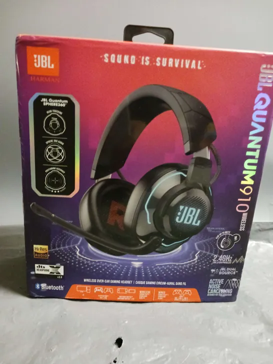 BOXED JBL HARMAN QUANTUM 910 WIRELESS HEADPHONES