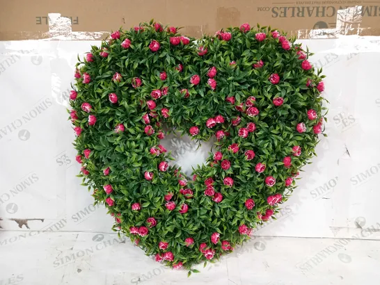 GARDEN REFLECTION DECORATIVE PRE LIT HEART WREATH