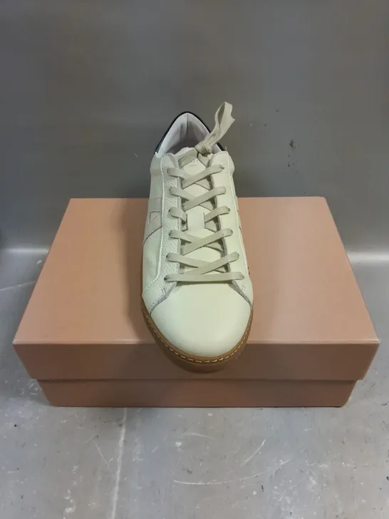 BOXED PAIR OF AIR & GRACE CRU SIGNATURE SHOES - 8