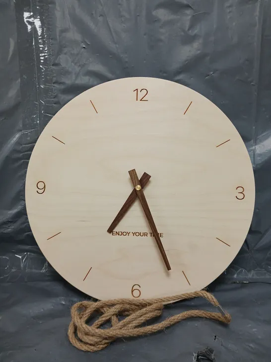 BOX OF APPROX 12 ASSORTED WOODEN WALL CLOCKS 