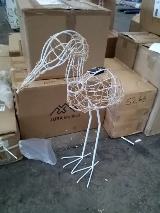 BOXED WIRE LED HERON FIGURE