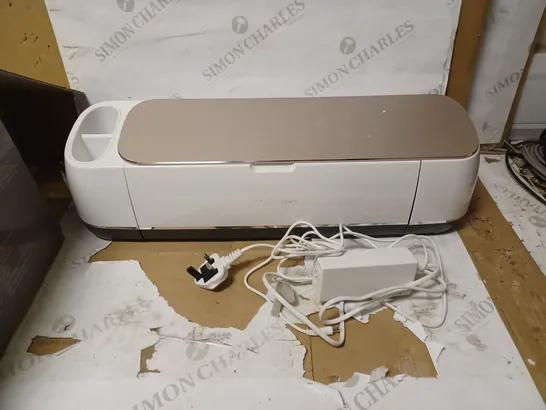 CRICUT MAKER SMART CUTTING MACHINE