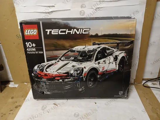 LEGO TECHNIC PORSCHE 911 RSR - SET 42096 RRP £139.99