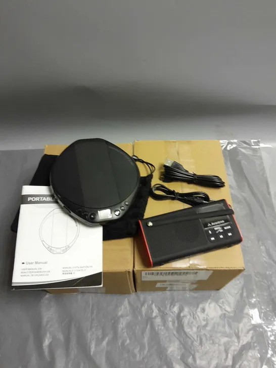 BOXED LOT OF 2 ELECTRICAL ITEMS TO INCLUDE PORTABLE CD PLAYER AND AVANTREE PORTABLE RADIO